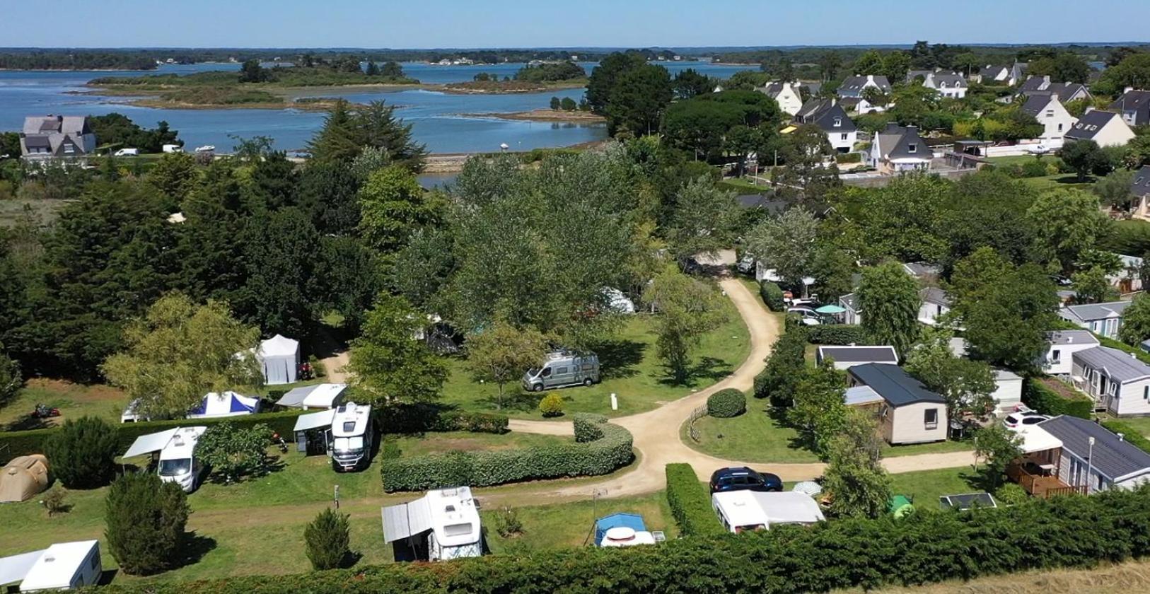Camping Paradis Le Moulin Des Oies Belz ภายนอก รูปภาพ